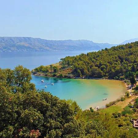 Appartement With Parking Spaces Postira, Brac - 22201 *