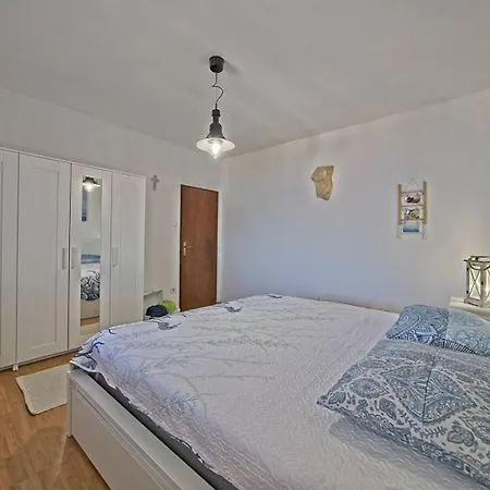 Apartment With A Parking Space Postira, Brac - 22201 Postira